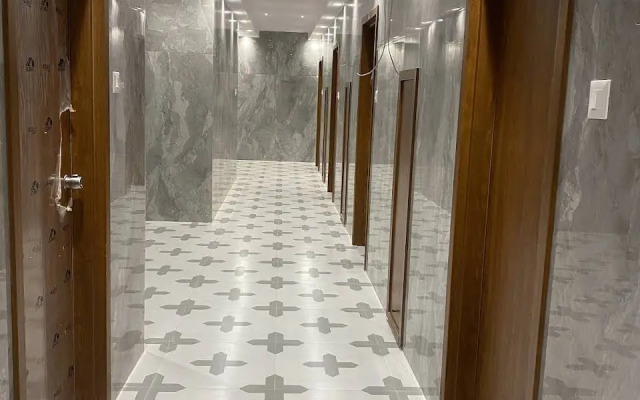 Hotel Sri Pranams Royal Grand