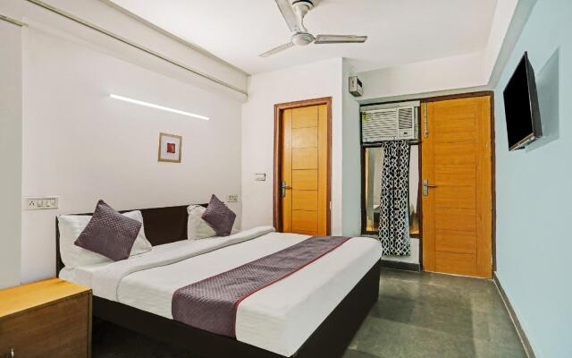 Collection O 82470 Hotel Rent Abode Aone Inn
