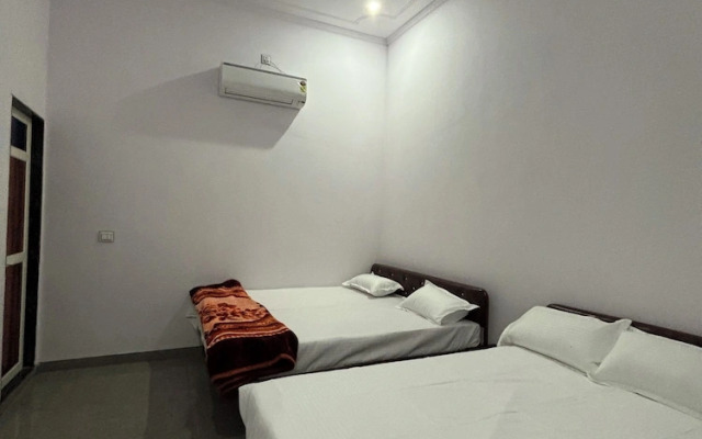 Hotel Raghunath Palace