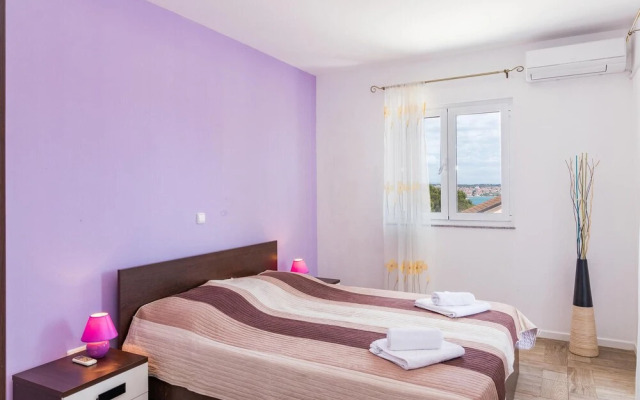 Nice Home in Premantura With Wifi and 1 Bedrooms