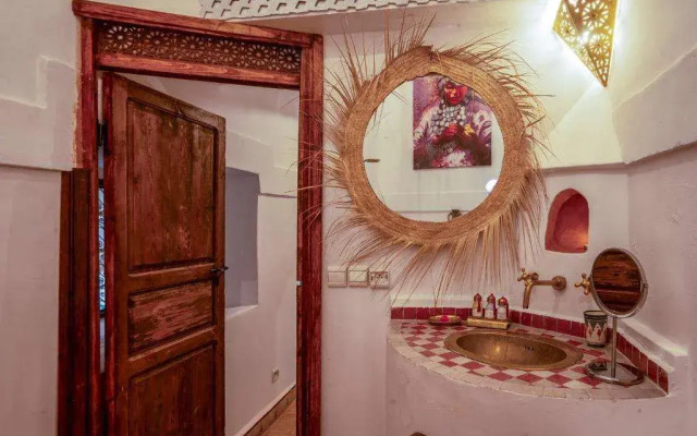 Riad Yalla Habibi