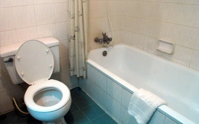 OYO 247 Diamond Place