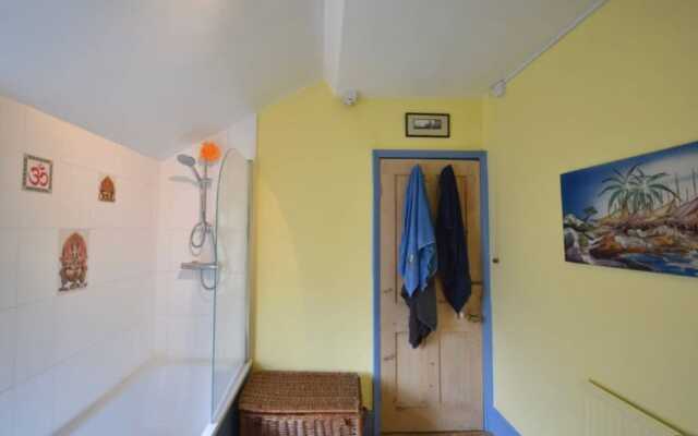 Eclectic Home In Trendy Bristol Suburb