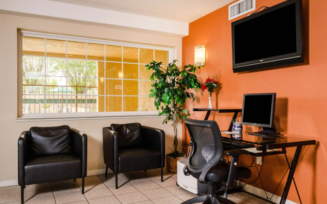 Quality Inn & Suites Lathrop - South Stockton