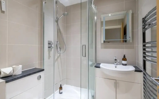 Great flat near St Pauls Cathedral