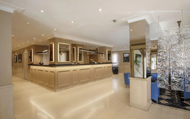 Best Western Globus Hotel