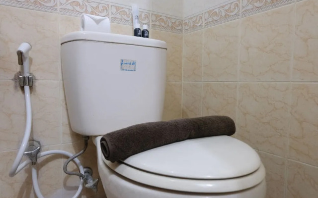 Spacious 2Br At Majesty Apartment