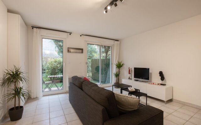Moderne cosy 350m C. Mirabeau