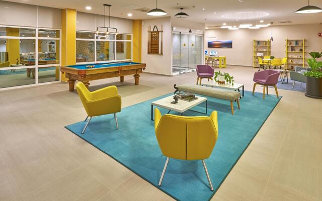 City Express Suites Cancún Aeropuerto Riviera