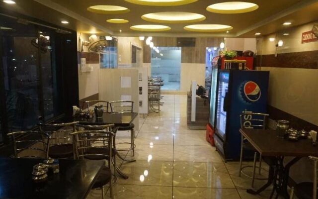 Hotel Gujrat