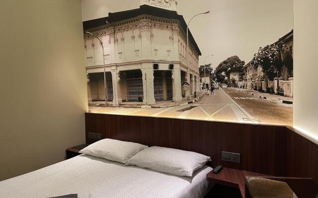Astro Hotel