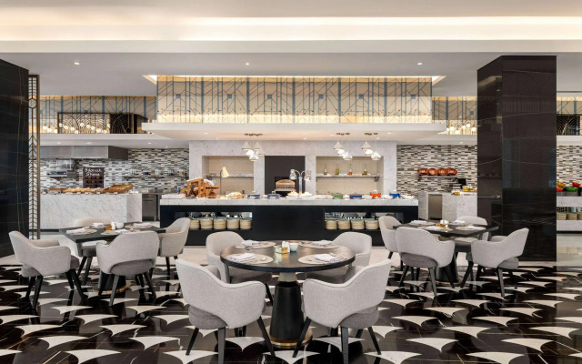 Wyndham Grand Doha West Bay Beach