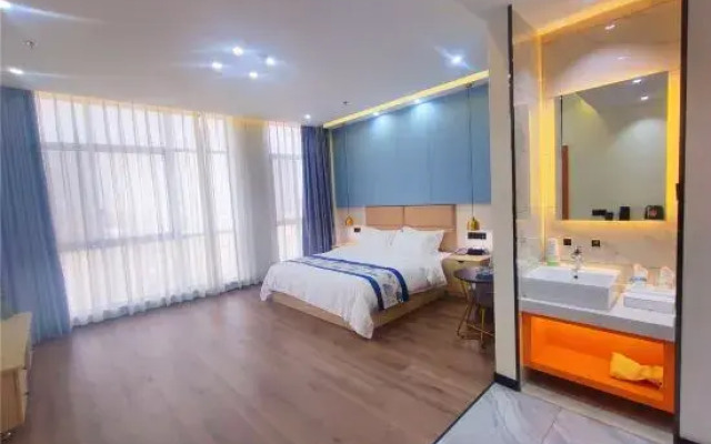 Yafeng Hotel (Xinyang Libao Square Wanxiangcheng Branch)