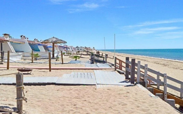 Las Olas Beachfront Townhome 603 by RedAwning