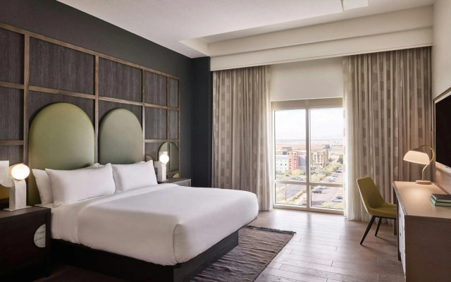 Renaissance® Phoenix Glendale Hotel & Conference Center