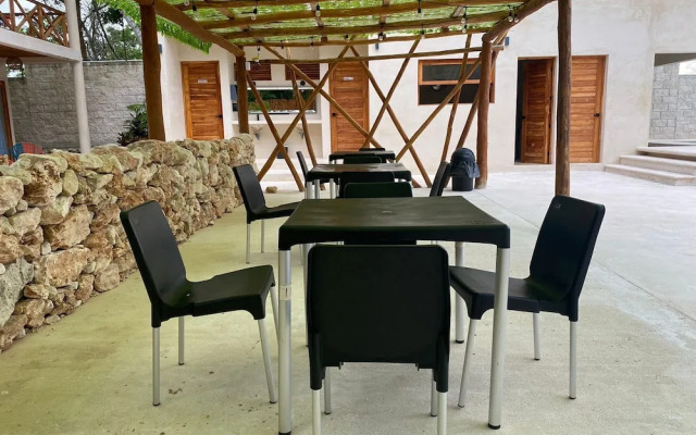 Hotel y Eco-Cabañas Azul María Bacalar