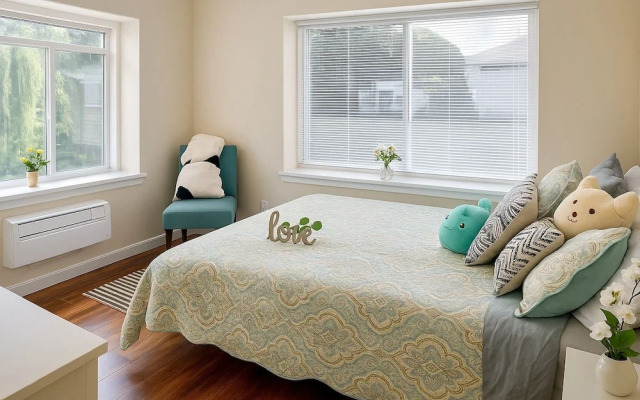 The Grand North Seattle Family Home