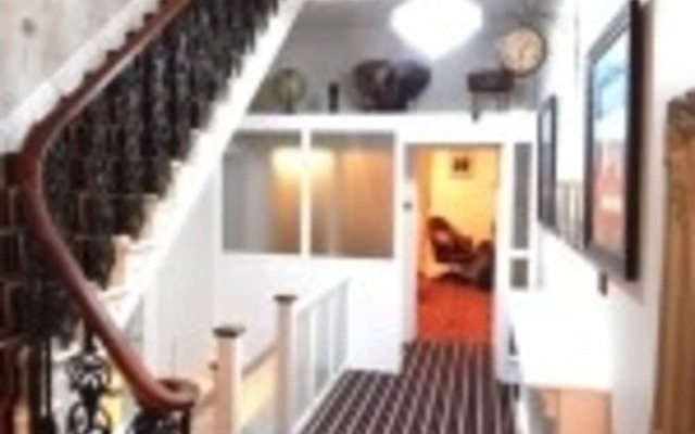 3 Norfolk Square Guest House