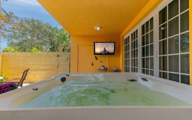 Las Olas Maison de Ville Near Fort Lauderdale Beach