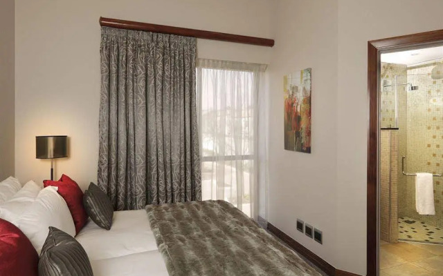 Moloko Executive Apartments & Hotel