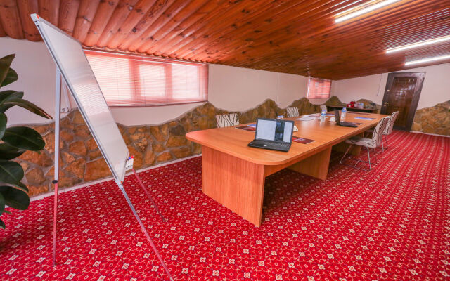 Grand Istanbul Airport Hotel