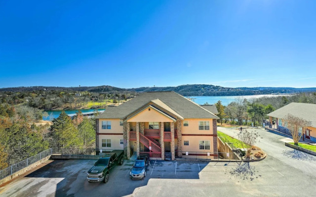 Spacious Branson Condo on Table Rock Lake!