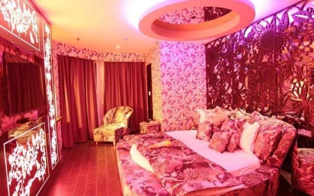 Love Theme Hotel-Shanghai Jing'an Branch
