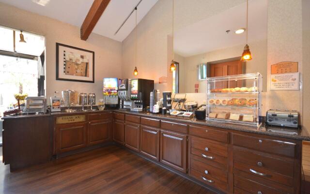 Best Western Plus Executive Inn