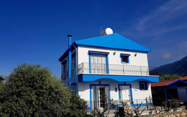 Beautiful and Large 3-bed Villa in Lapta, Cyprus