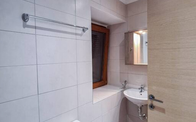 Agios Petros Apartments 1