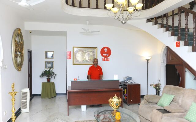 Maple Inn by OYO Rooms