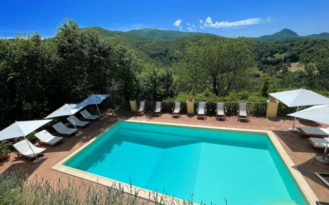 Torretta Sleeps 5 With Pool and Exclusiv