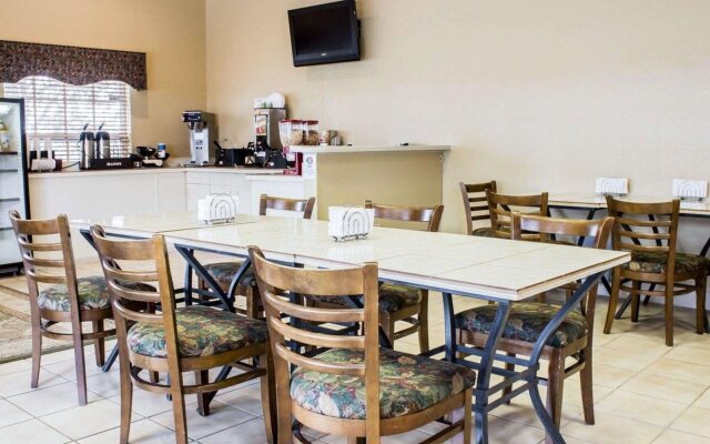 Rodeway Inn & Suites Haines City - Winter Haven
