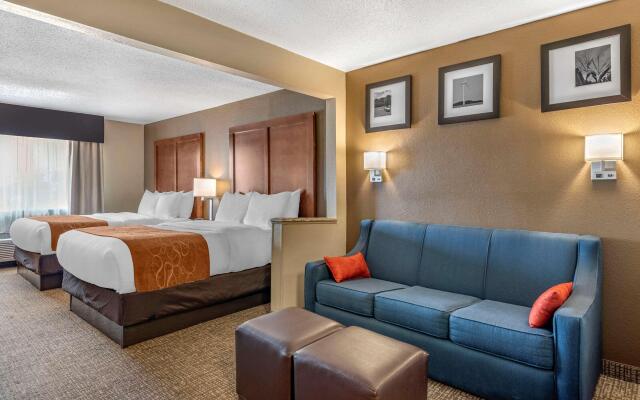 Comfort Suites Terre Haute University Area