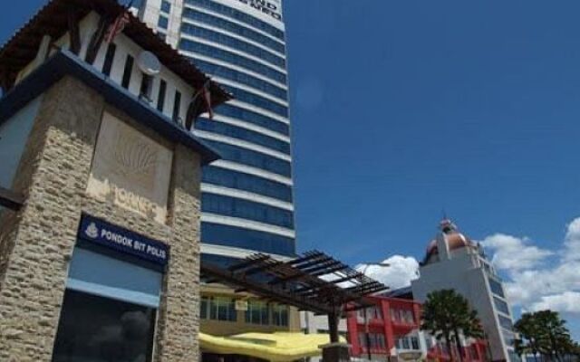 YYK 1Borneo Condominium