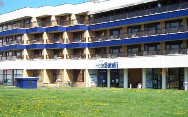 Hotel Satelit