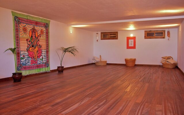 Spacious Holiday Home in Tenerife with Hot Tub & Garden