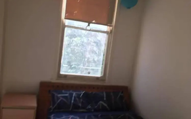 Spacious 3 Bedroom Terrace in Newtown