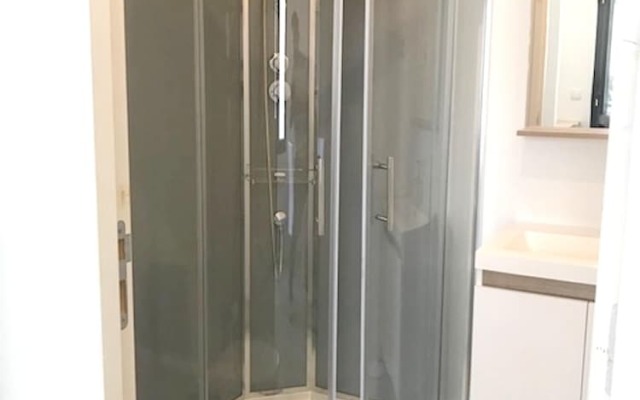 Studio in Rennes, With Enclosed Garden and Wifi