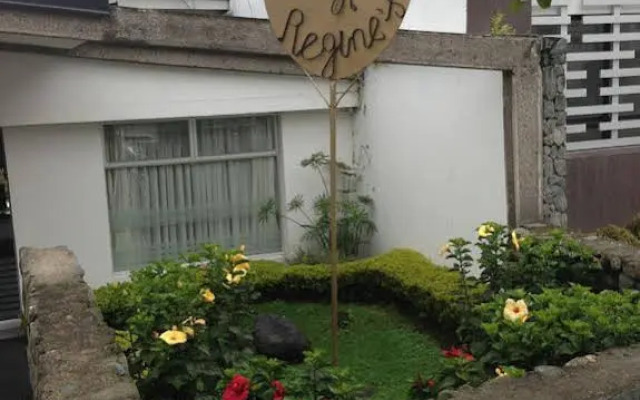 Regines Hotel