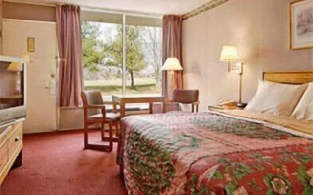 Days Inn White House