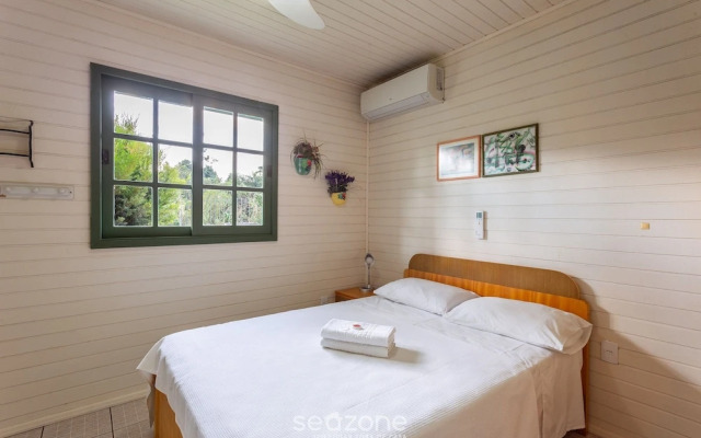 Pleasant Townhouse w/ BBQ 90m From the Sea Rdd657