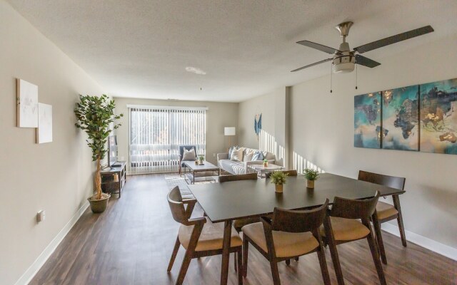 The Luxe Suites of Alexandria