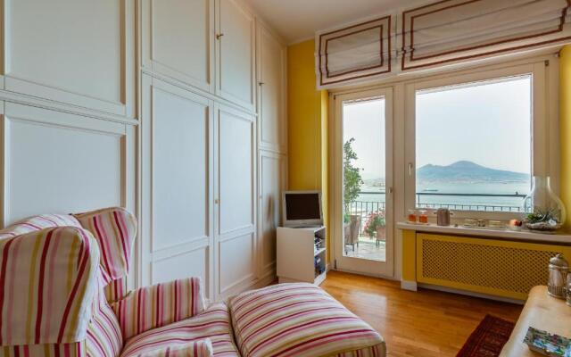 O House Posillipo by Napoliapartments