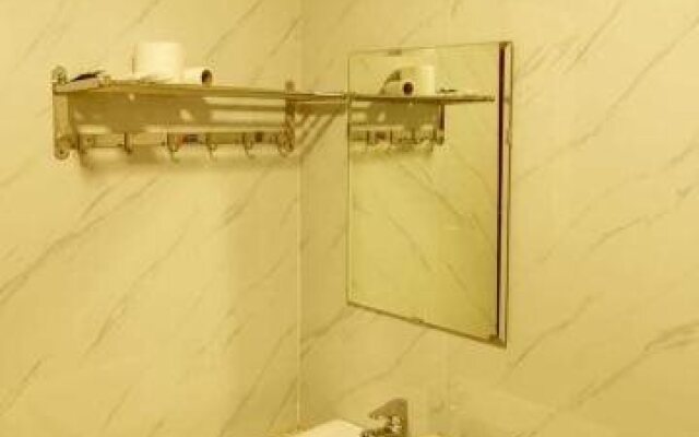 Truc Lam Hotel