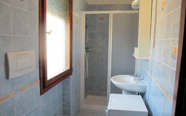 Bright Flat 30mt From the Beach