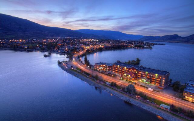 Holiday Inn Hotel & Suites Osoyoos, an IHG Hotel