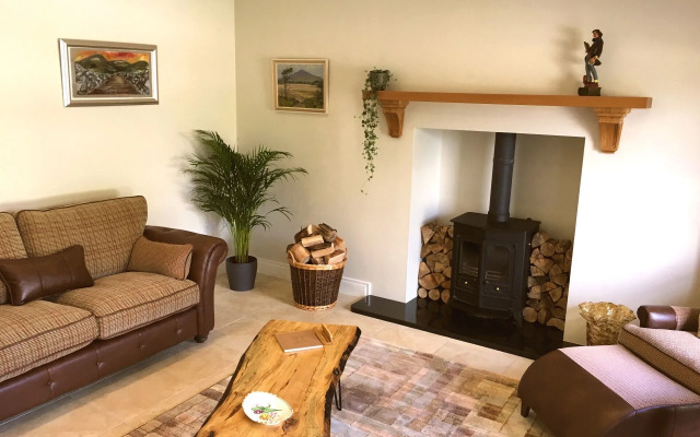 Mourne Country House