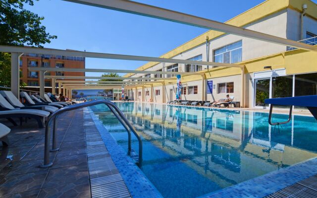 Hotel Queen Vera