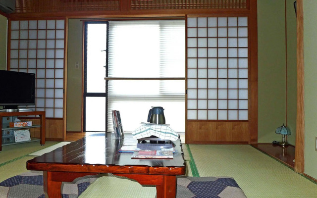Fujiwara Ryokan